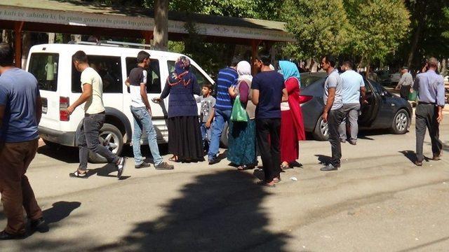 Gaziantep’teki Kazada Ölenlerin Cenazeleri Ailelerine Teslim Ediliyor