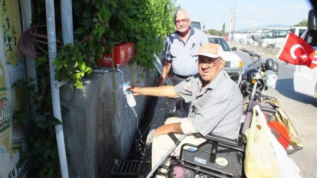 Burhaniye’de Baski’nin Kapattığı Çeşmeyi Başkan Kafaoğlu Açtırdı