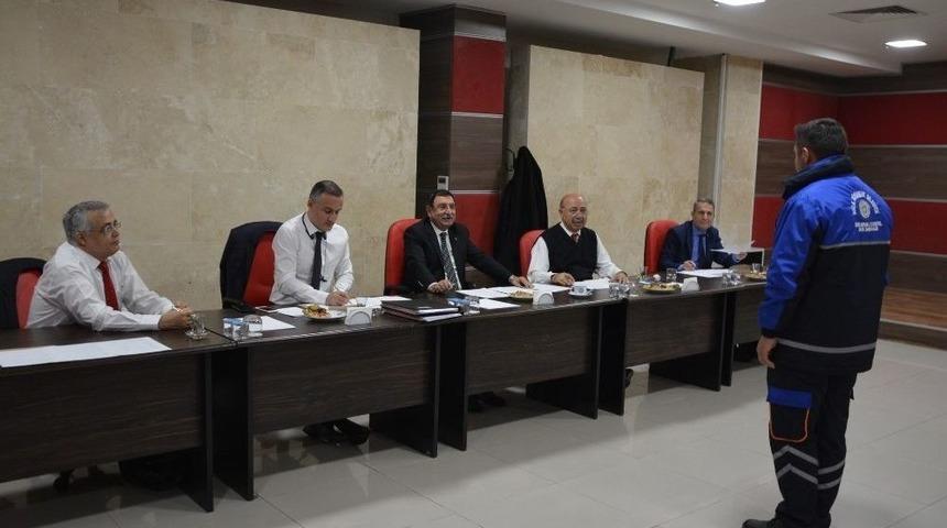 B&uuml;y&uuml;kşehir Personeli Sınavda Ter D&ouml;k&uuml;yor