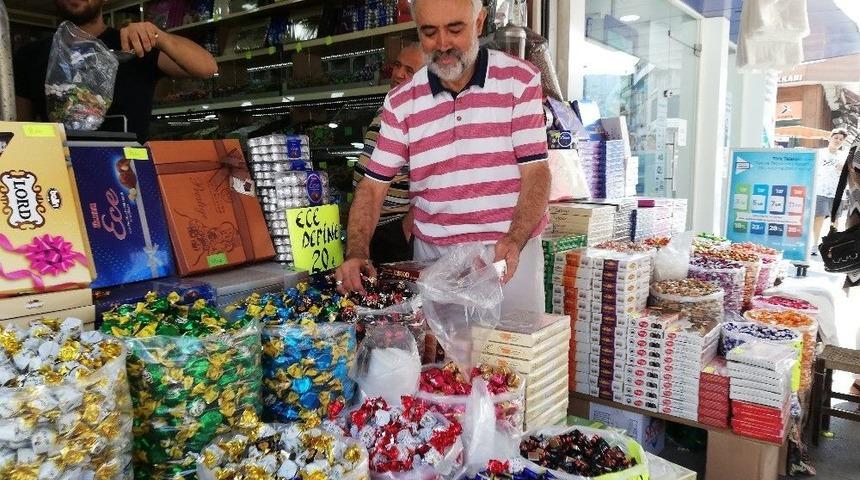 Bayram Şekerleri Tezgahlardaki Yerini Aldı