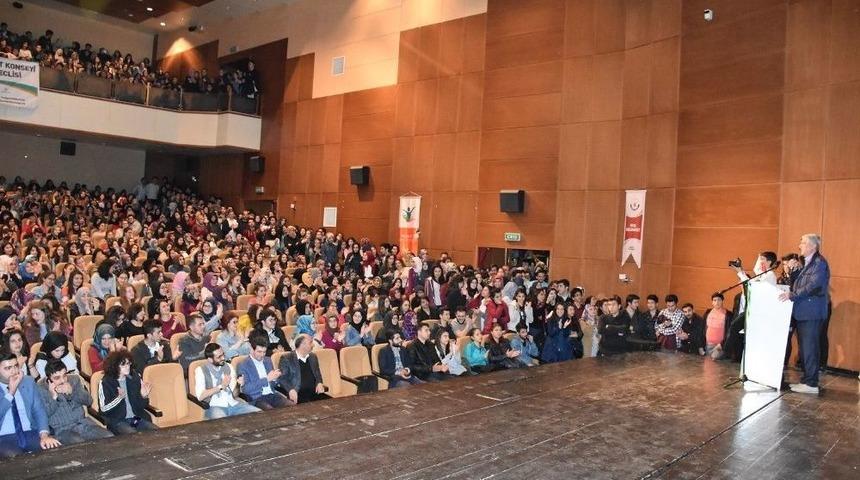 Yeşilyurt Kent Konseyinden &Uuml;niversitelilere Seminer