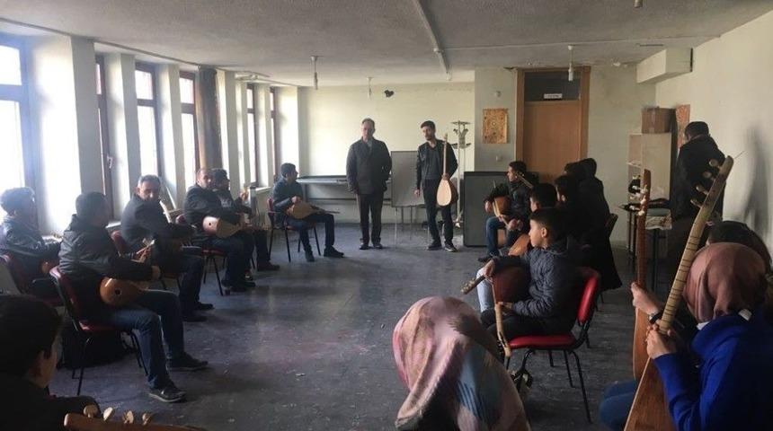 Van Kültür Ve Turizm Müdürlüğünün Kursları Sona Erdi