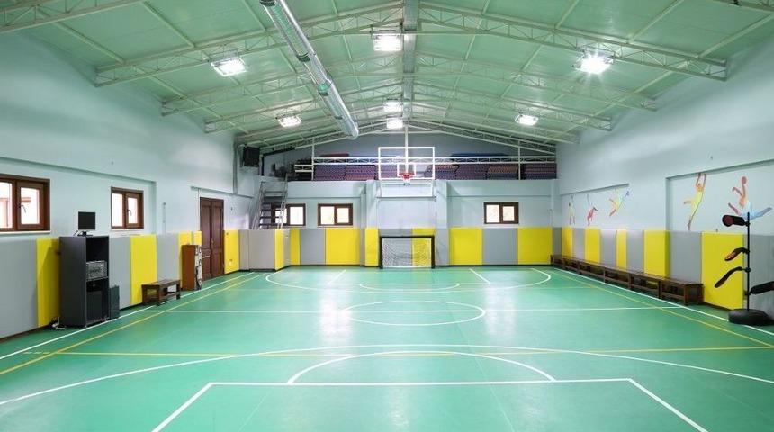 Kasımpaşa &Ccedil;ocuk Evleri Sitesi&rsquo;nin Spor Salonu Yenilendi