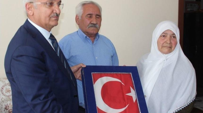 68 Yaşındaki D&ouml;nd&uuml; Kaya &Ccedil;anakkale Ruhunu Anımsattı