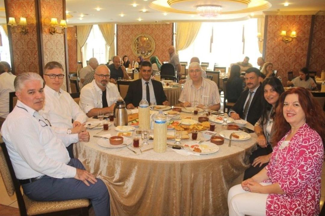 Sgb &Uuml;yeleri Basın Bayramında Bir Araya Geldi