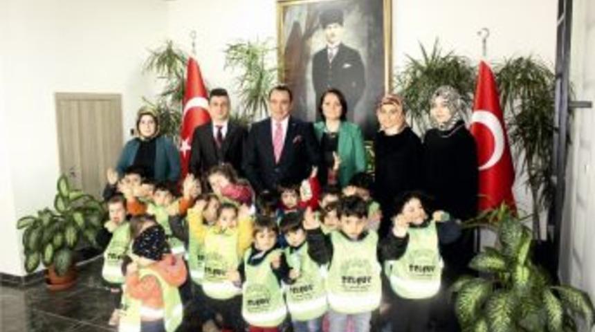 Minik &Ouml;ğrenciler Kaymakam Kaya İle Bir Araya Geldi