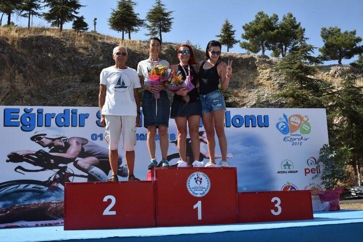 Triatlon Şampiyonları Ödüllerini Aldı G4