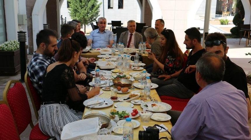 &Ccedil;ankırı Belediyesi, 24 Temmuz Basın Ve Gazeteciler Bayramı&rsquo;nı Kutladı