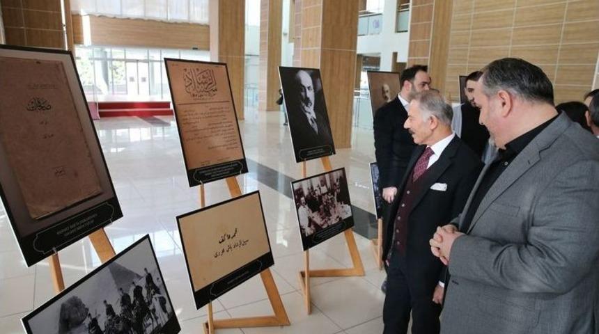 İstiklal Marşı&rsquo;nın Kabul&uuml;n&uuml;n 97&rsquo;nci Yılında Milli Şair Bayrampaşa&rsquo;da Anıldı