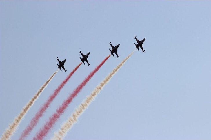 Eskişehir’de Türk Yıldızları Rüzgarı G2