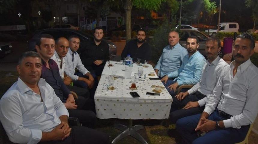 Ak Parti&rsquo;li G&ouml;k, Sosyal Medyadan Gelen &Ccedil;ay Davetlerine Katıldı