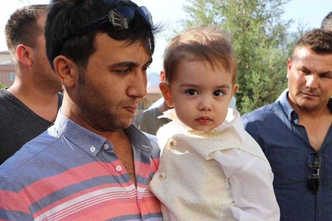 Valilik Makam Aracı S&uuml;nnet Arabası Oldu