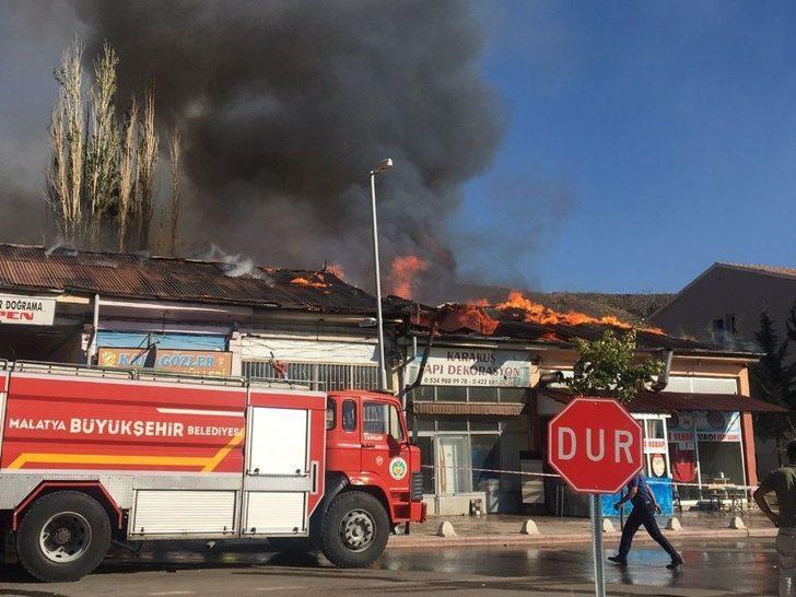 Kuluncak Sanayi Sitesinde Yangın G1