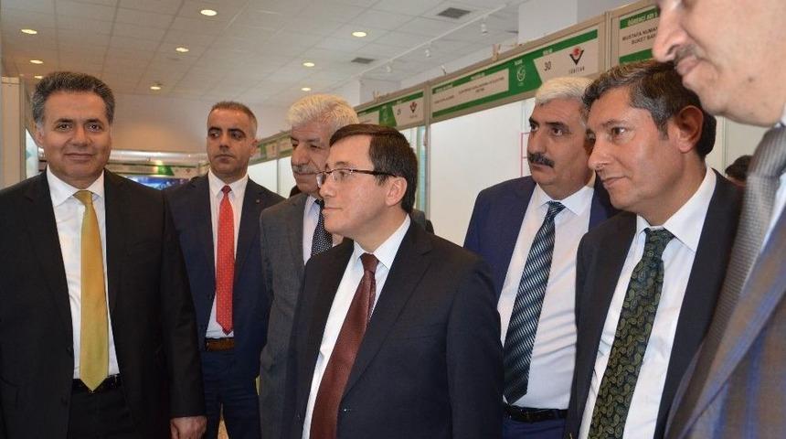 T&uuml;bitak 49. Lise &Ouml;ğrencileri Araştırma Projeleri Yarışması Başladı