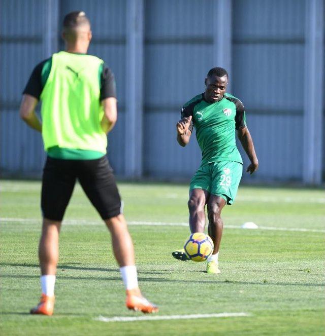 Bursaspor’da Sow Ve Kubilay Dinlendirildi