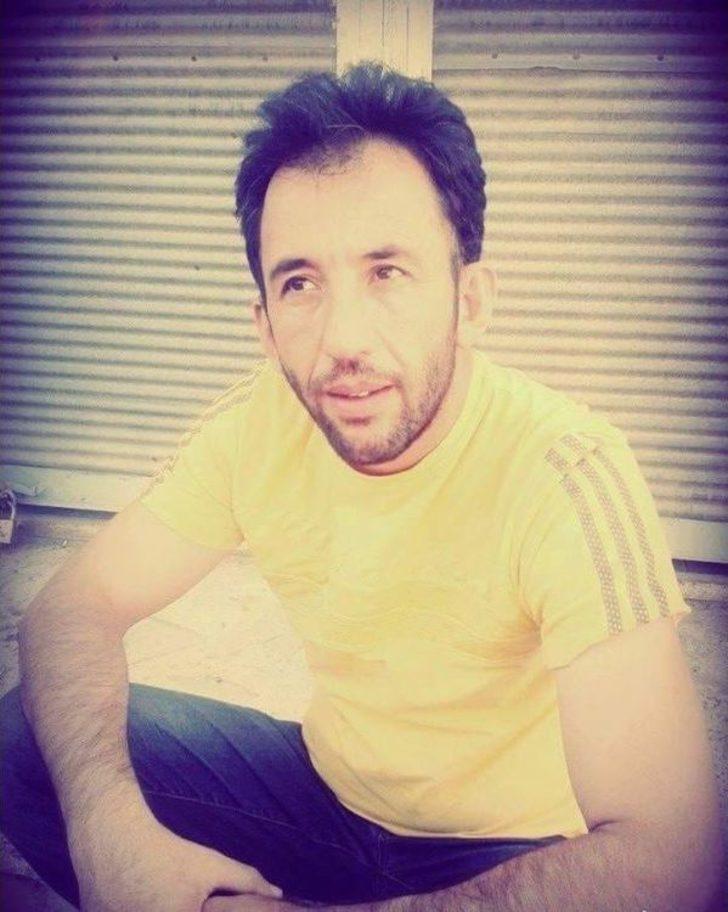 Van’daki Feci Kazada Hayatını Kaybeden Çift, Yan Yana Toprağa Verildi G5