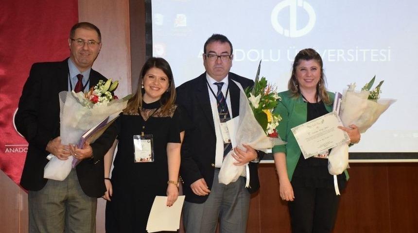 Eczacılık Kariyer G&uuml;nleri, Sekt&ouml;rle &Ouml;ğrencileri Buluşturdu