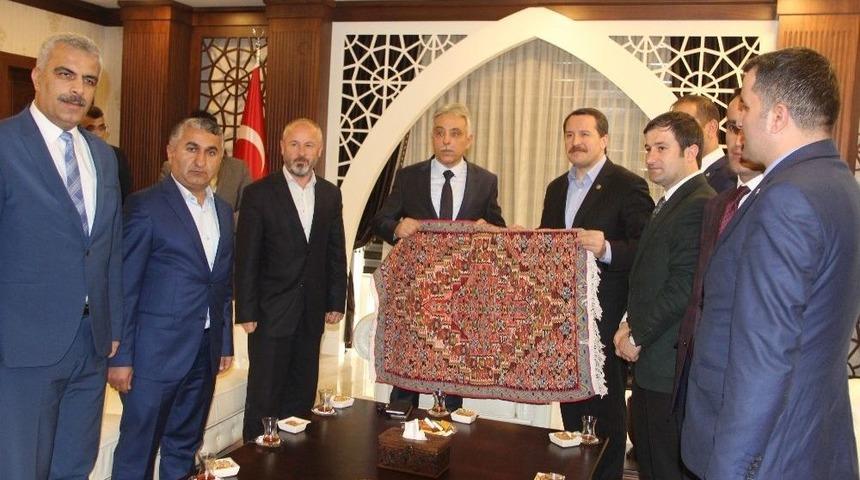 Memur-sen Genel Başkanı Yal&ccedil;ın Hakkari&rsquo;de