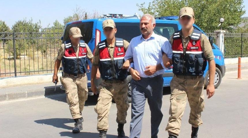 G&ouml;zaltına Alınan Dbp&rsquo;li Belediye Başkanı Sağlık Kontrol&uuml; İ&ccedil;in Hastaneye G&ouml;t&uuml;r&uuml;ld&uuml;