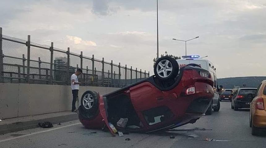 Takla Atan Otomobilden Sağ &Ccedil;ıktı