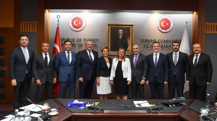 Perakendeciler, Sorunlarını Bakan Pekcan&rsquo;a Anlattı