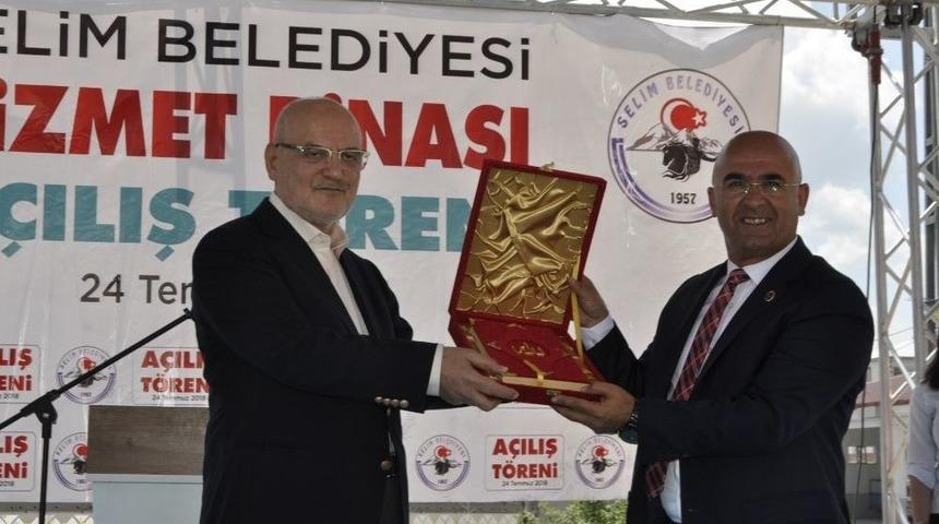 Selim Yeni Belediye Hizmet Binası’na Kavuştu