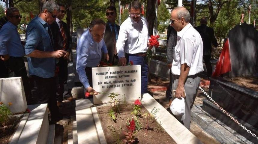 Kırıkkale’de Protokol, Şehitleri Unutmadı