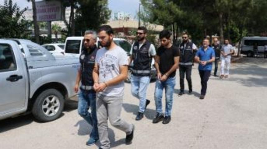 Fet&ouml;&rsquo;n&uuml;n İmamları Tutuklandı