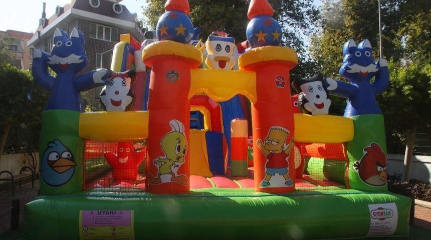 Alanya&rsquo;nın Dev Balon Parkı Yenilendi