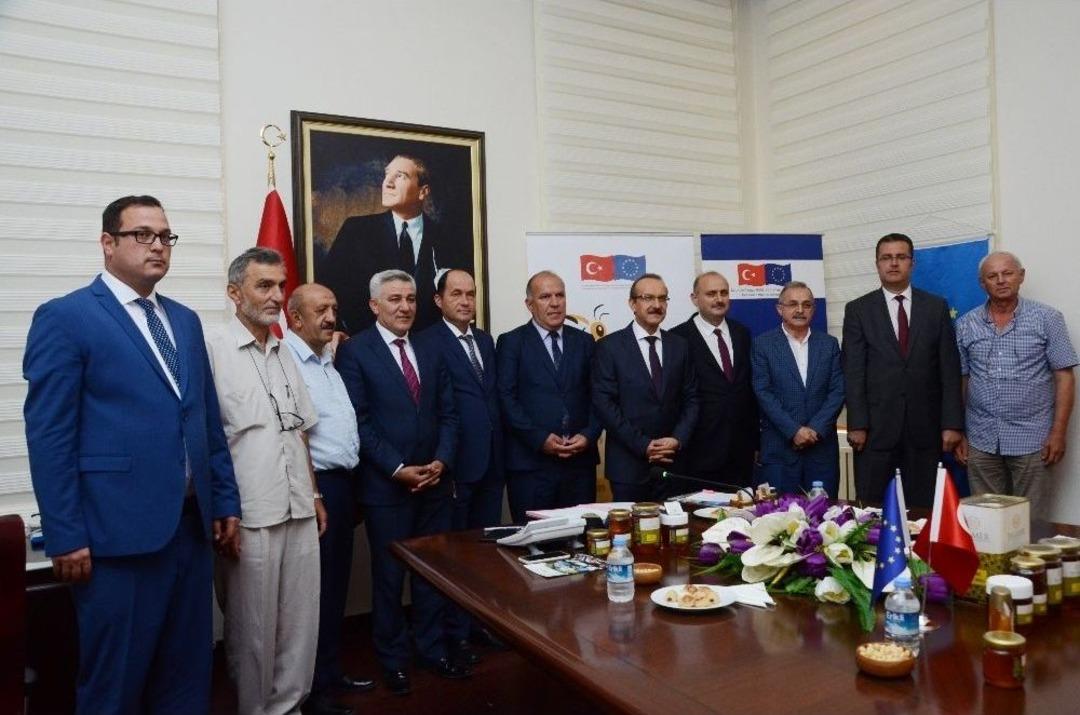 Bal Paketleme Ve Analiz Tesisleri Balmer&rsquo;e Devredildi