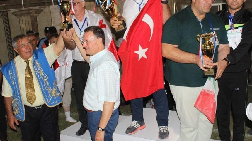 9. Aba G&uuml;reşleri D&uuml;nya Şampiyonu T&uuml;rkiye Oldu