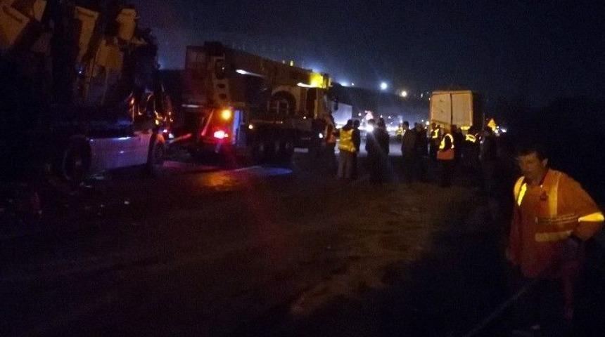 Tem&rsquo;de 7 Ara&ccedil; Birbirine Girdi: 6 Yaralı