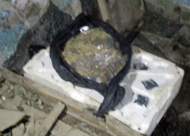 İstanbul Polisinden Kadık&ouml;y&rsquo;de Narkotik Operasyonu 3