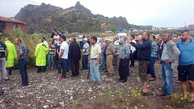 Baraj Gölüne Düşen Çocuğun Cesedi Bulundu