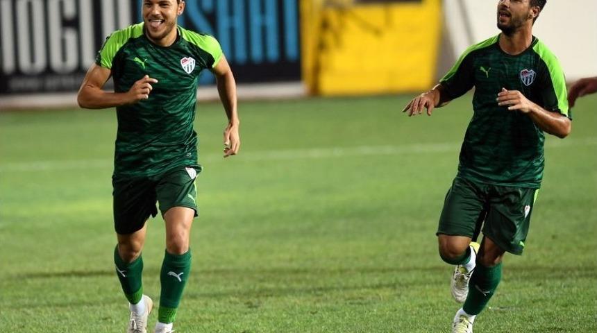 Bursaspor, &Uuml;mraniyespor&rsquo;u 2 Golle Ge&ccedil;ti
