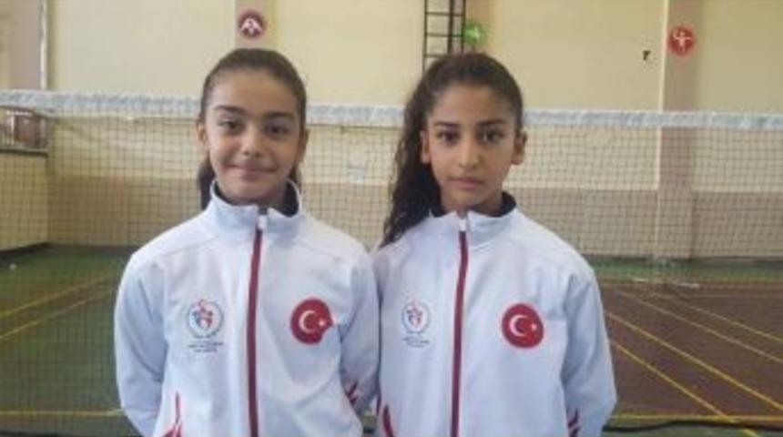 K&uuml;&ccedil;&uuml;k Yaşta Milli Takıma Girdiler