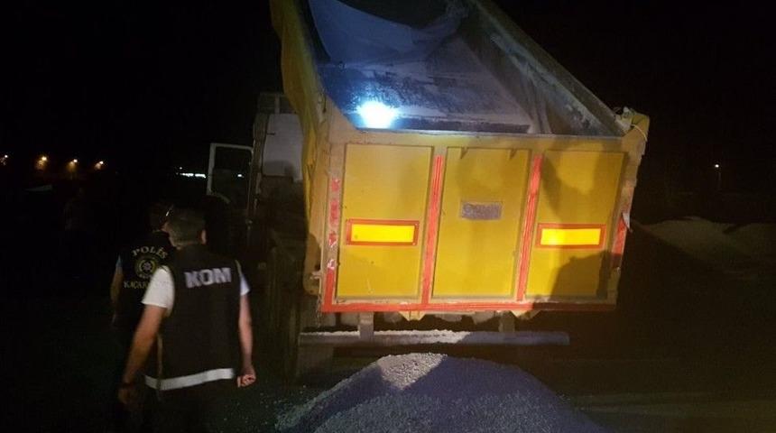 İstanbul&rsquo;da Pkk&rsquo;nın Finans Kaynağına B&uuml;y&uuml;k Darbe: 100 Bin Pakete Yakın Ka&ccedil;ak Sigara Ele Ge&ccedil;irildi