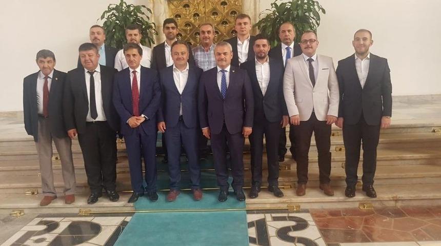 Ak Parti İl Y&ouml;netiminden Milletvekillerine Hayırlı Olsun Ziyareti