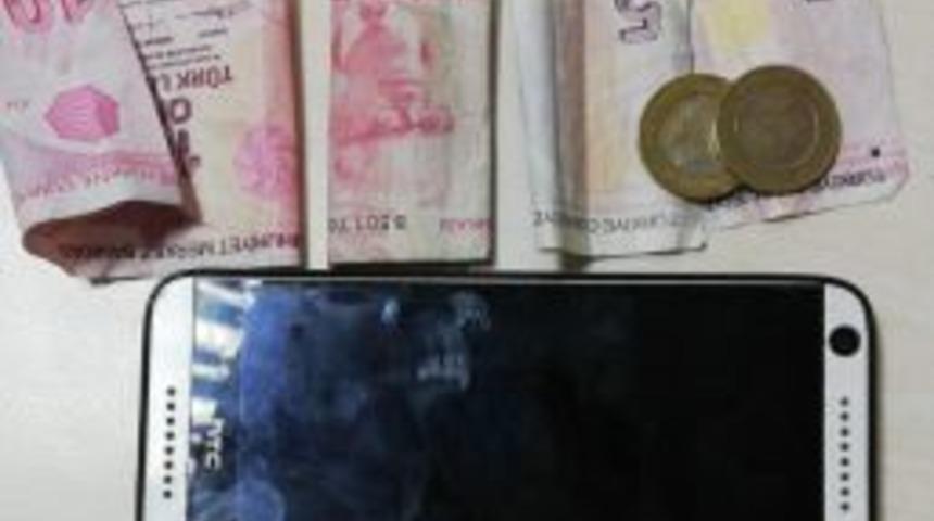 Cep Telefonu Gasp Eden Şahıslar Polisten Kaçamadı