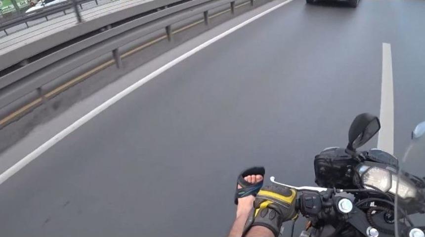 (özel) E-5 Karayolunda Feci Motosiklet Kazası Kamerada