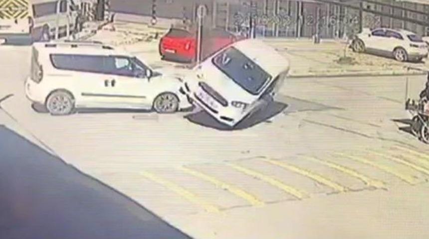 (&ouml;zel) &Ouml;l&uuml;mden Kıl Payı Kurtuluş Kamerada