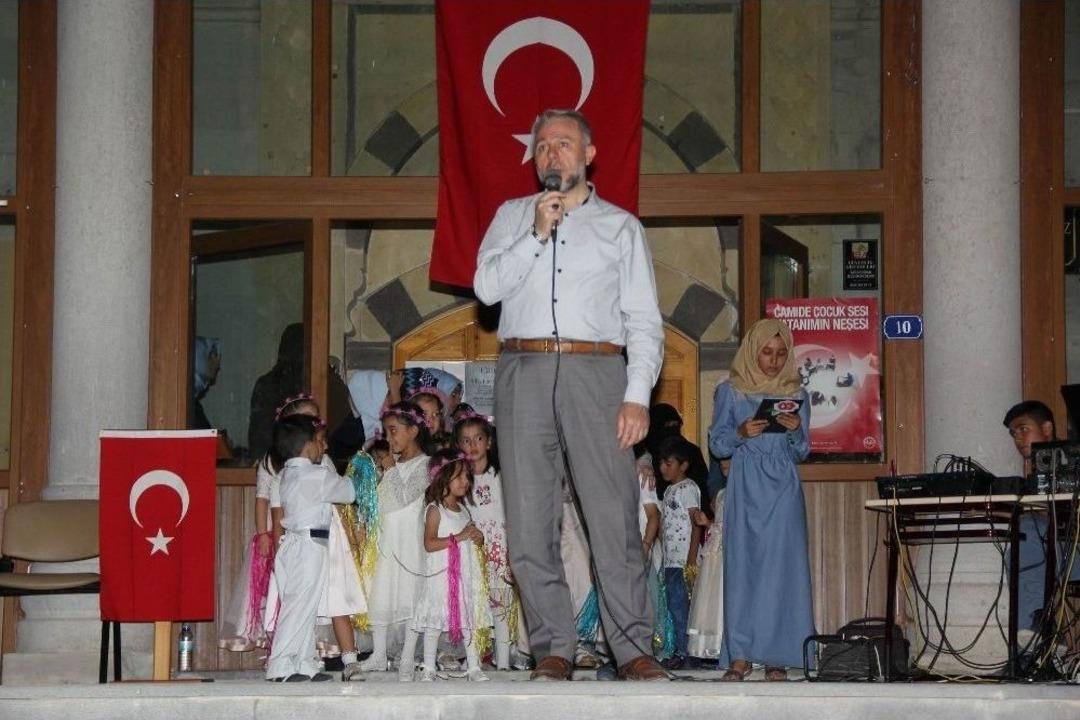 M&uuml;ft&uuml; G&uuml;ven: &ldquo;aileler, &Ccedil;ocuklarının Namazlarını Takip Etmeli&rdquo;