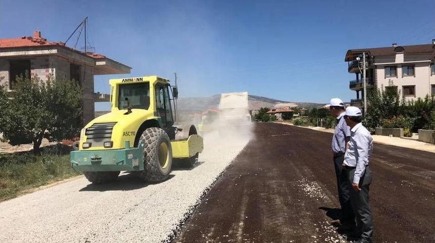 Çivril’de Üst Yapı Çalışmaları Sürüyor