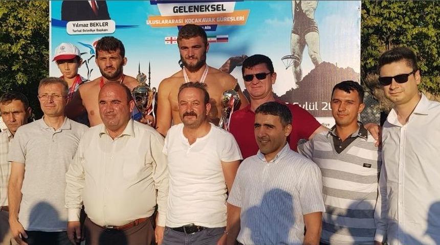 Turhal Şeker Fabrikası, 21 Uluslararası Güreş Turnuvasına Ev Sahipliği Yaptı