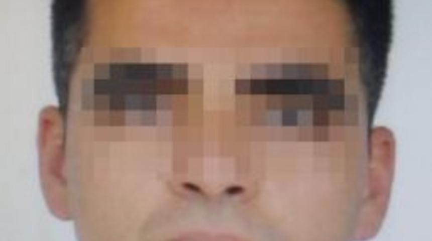 Eski &Ouml;ğretmen Fet&ouml; Ve Cinsel İstismardan Tutuklandı