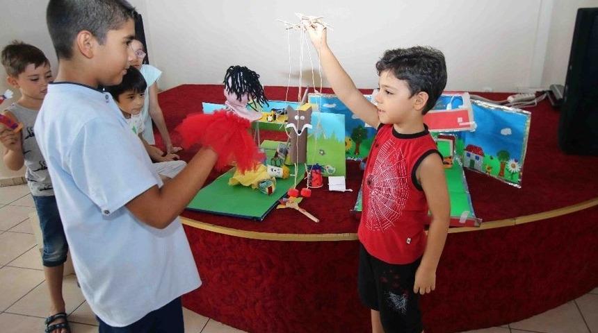 Bayraklı’da ‘kukla Tiyatrosu’