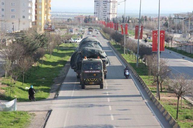 Afrin’e Fırtına Obüs Topları Sevk Edildi