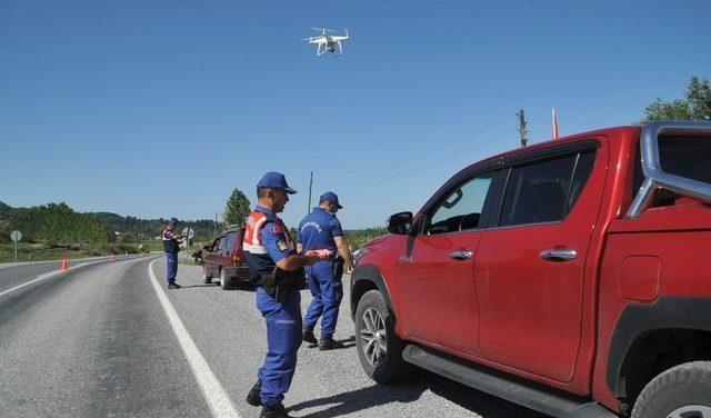 Jandarmadan Drone İle Trafik Uygulaması