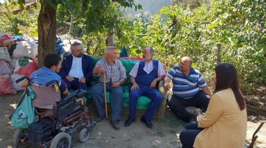 Devlet Dağ Köylerindeki Bakıma Muhtaç Aileleri Bulup Yardımına Koşuyor