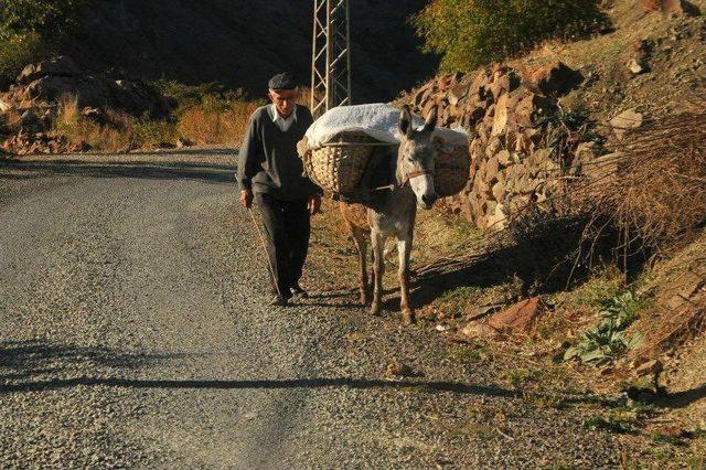 Otomobil Takla Attı: 1 Ölü, 2 Ağır Yaralı